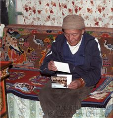 ... авторский набор открыток о предыдущих путешествиях в Тибет.