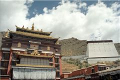 Монастырь Ташилхунпо в Шигатзе.